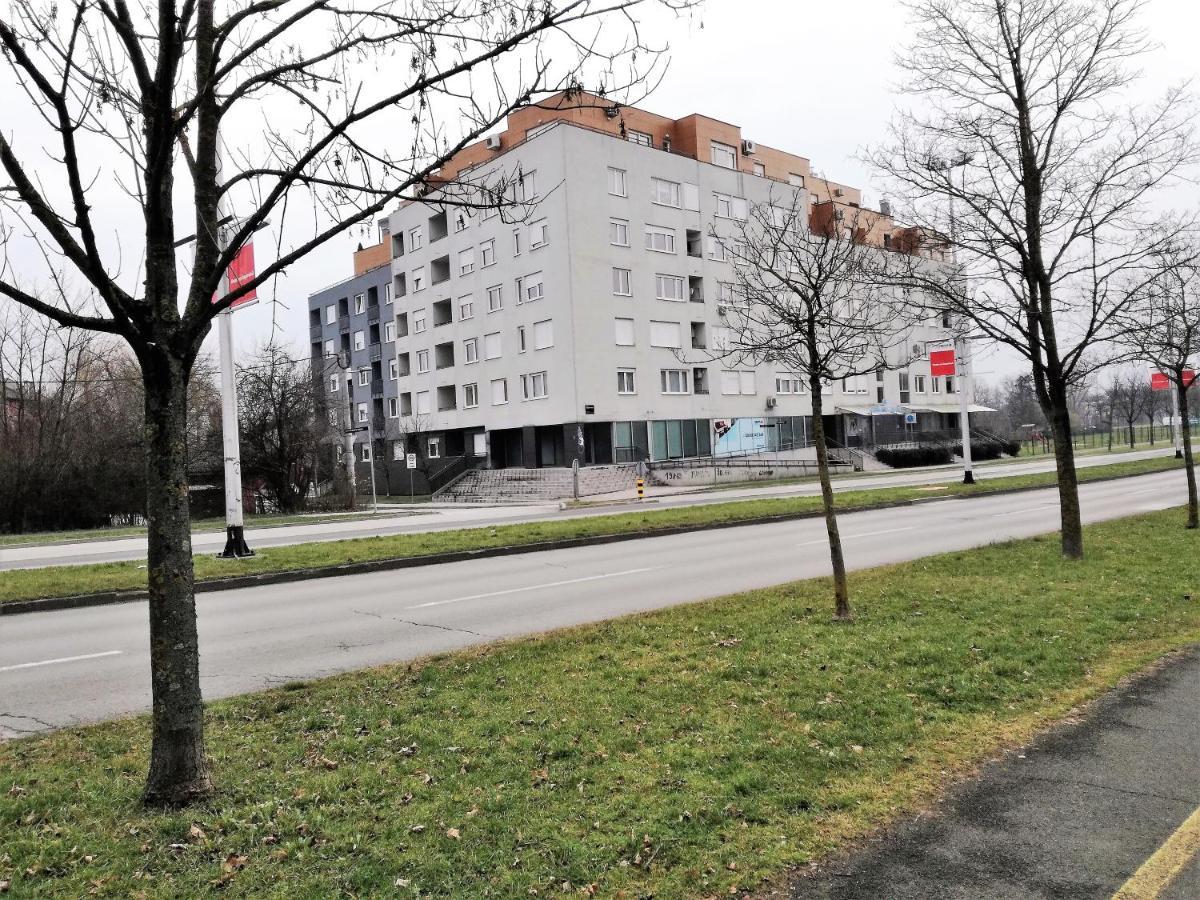Apartman Ella Apartment Zagreb Ngoại thất bức ảnh